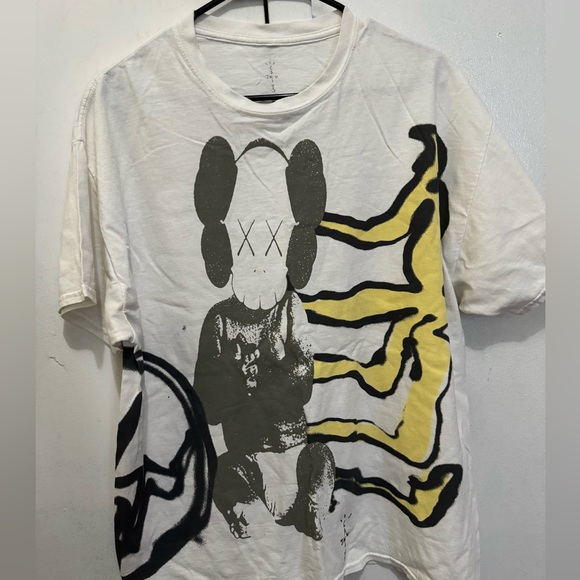 Travis Scott X KAWS For Fragment sz L SS T-shirt - Picture 2 of 3